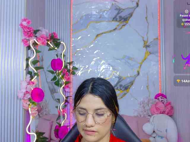 Chiara-tay webcam