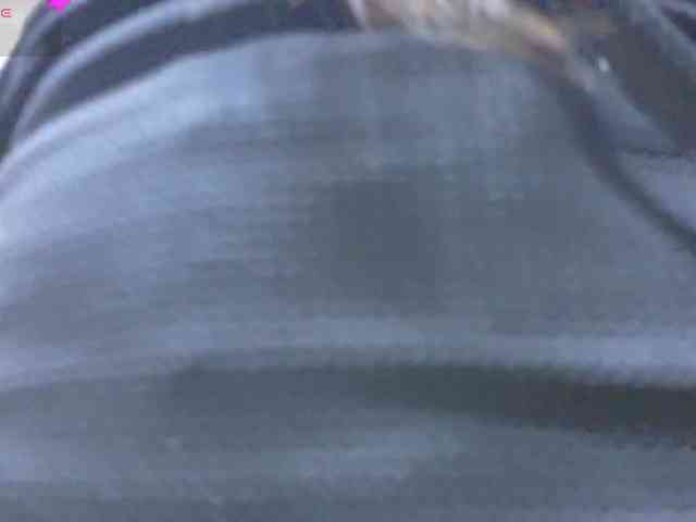 Chiara-tay webcam