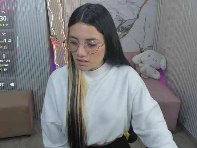 Chiara-tay webcam