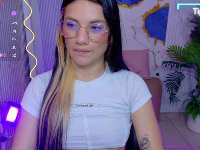 Chiara-tay webcam