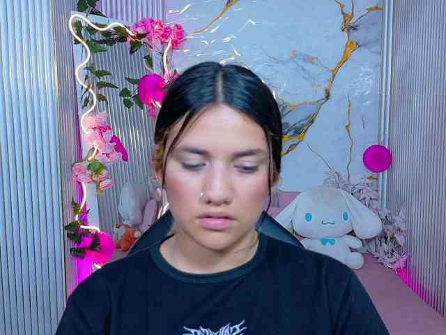 Chiara-tay webcam