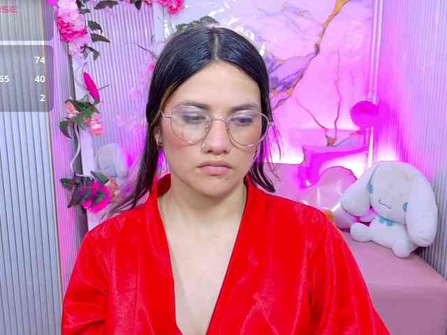 Chiara-tay webcam