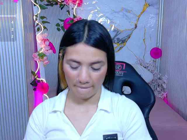 Chiara-tay webcam