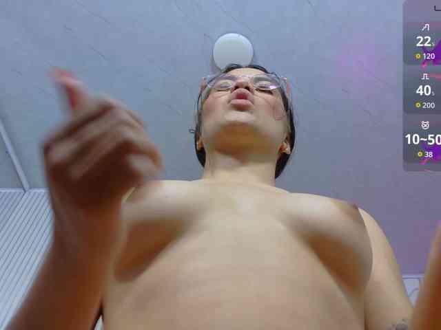Chiara-tay webcam