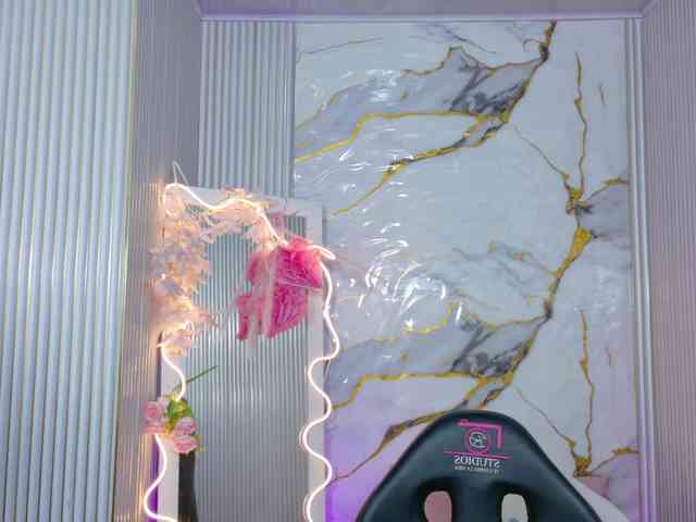 Chiara-tay webcam