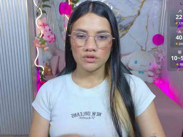 Chiara-tay webcam