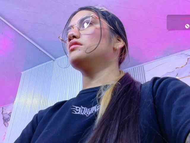 Chiara-tay webcam