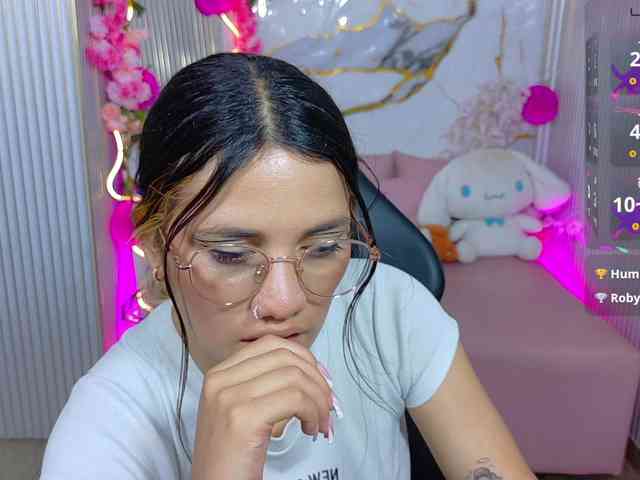 Chiara-tay webcam