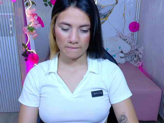 Chiara-tay webcam
