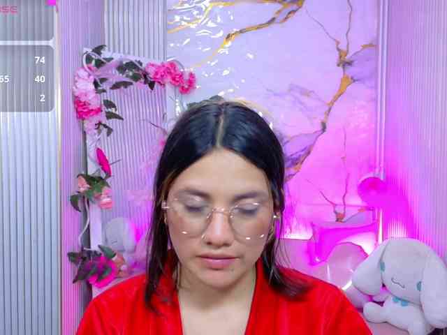 Chiara-tay