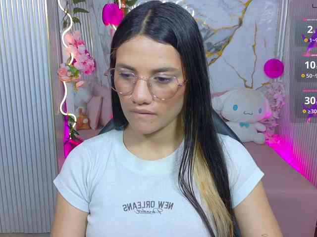 Chiara-tay