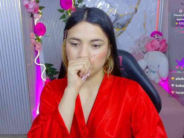 Chiara-tay