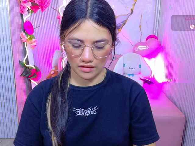 Chiara-tay webcam