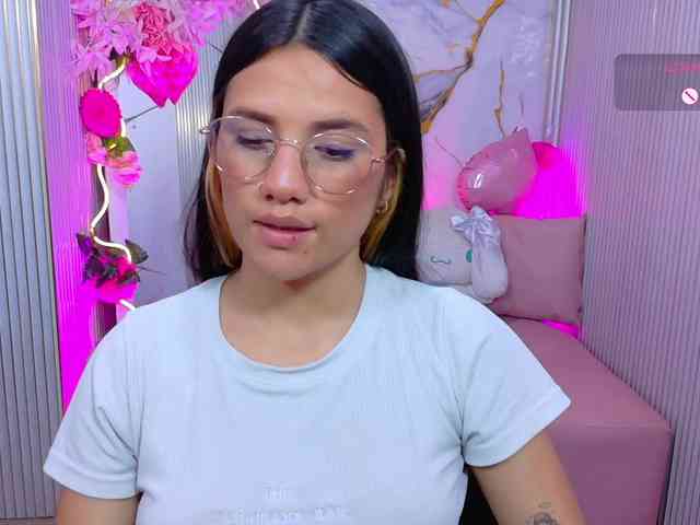 Chiara-tay webcam