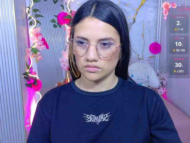 Chiara-tay