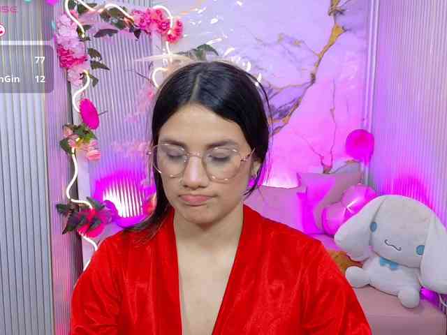 Chiara-tay Sex Cam Show