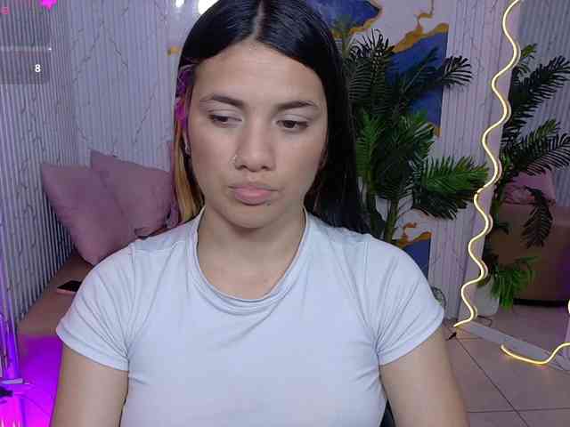 Chiara-tay