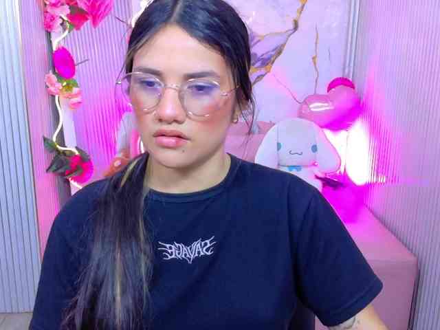 Chiara-tay webcam