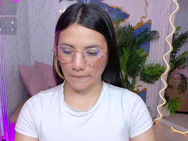 Chiara-tay