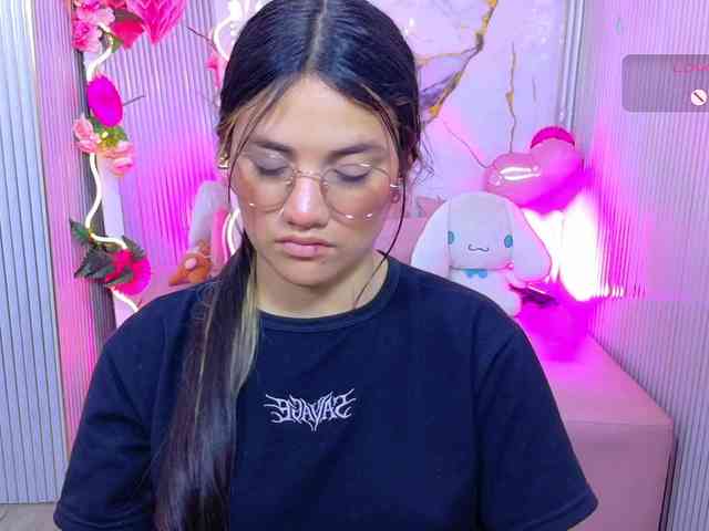 Chiara-tay webcam