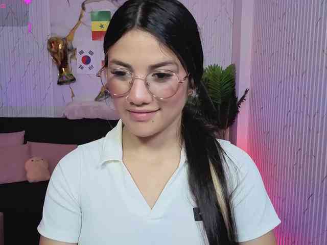 Chiara-tay webcam
