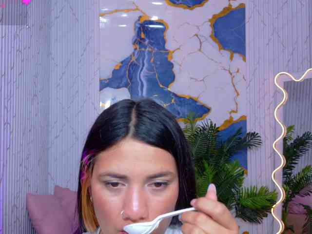 Chiara-tay webcam
