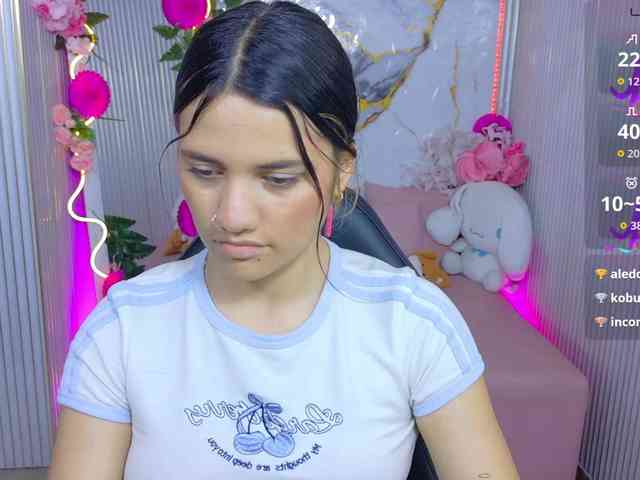 Chiara-tay webcam