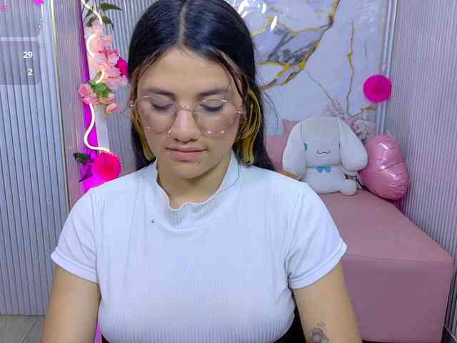 Chiara-tay webcam