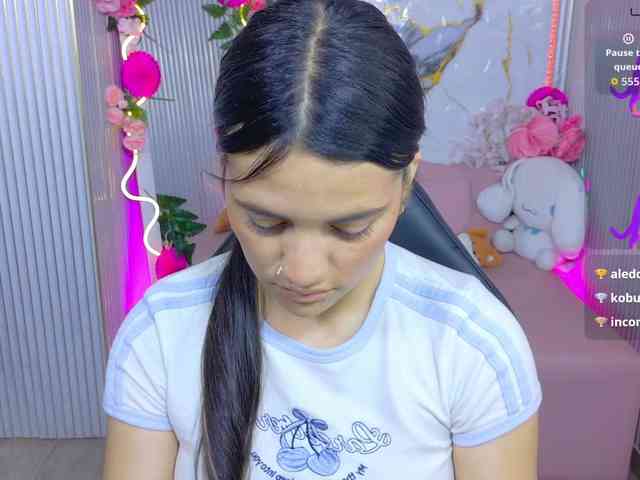 Chiara-tay