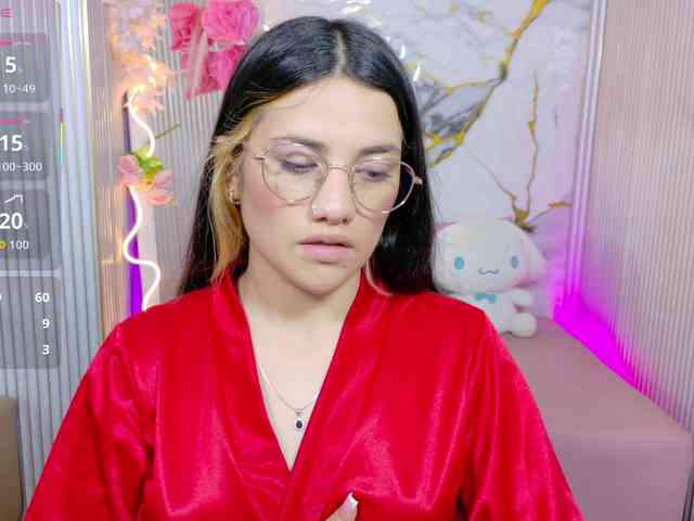 Chiara-tay
