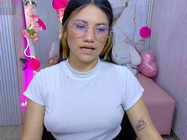 Chiara-tay webcam