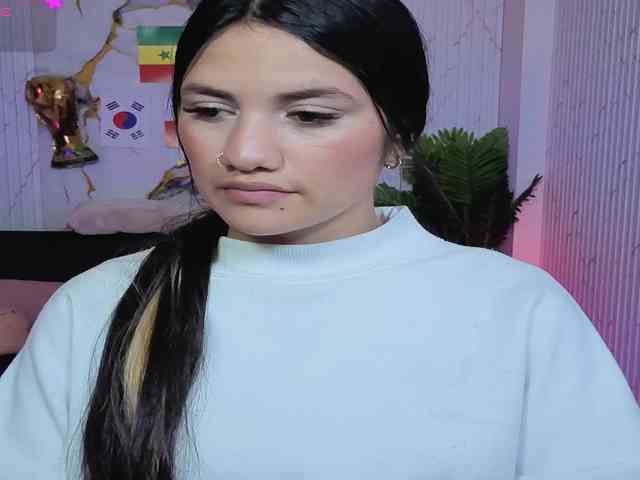 Chiara-tay webcam