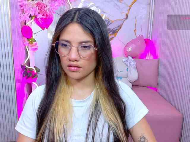 Chiara-tay webcam