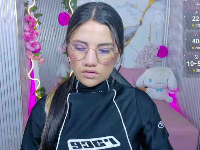 Chiara-tay webcam