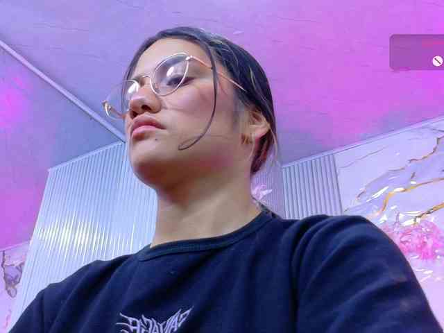 Chiara-tay webcam
