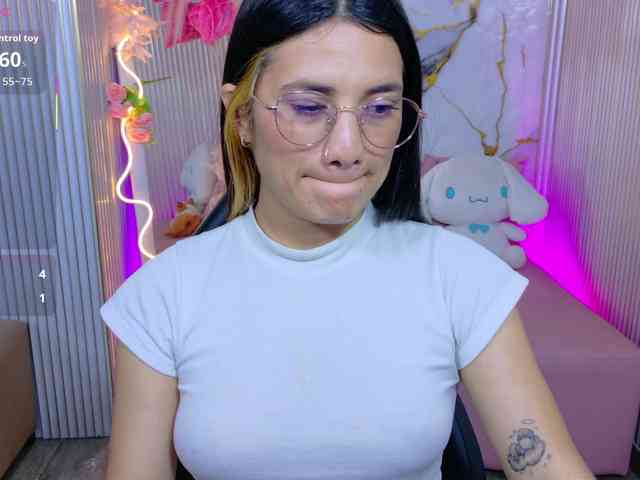 Chiara-tay