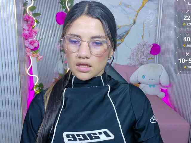 Chiara-tay webcam