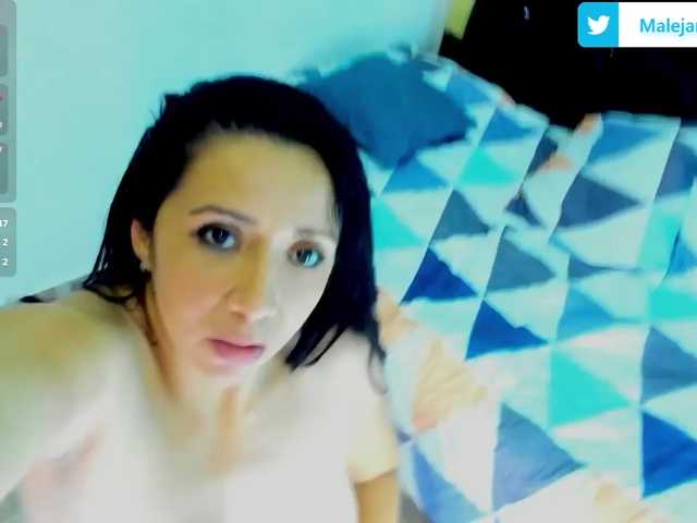 maleja-restrepoo live cam on BongaCams