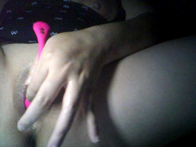 Bong-999 live cam on BongaCams