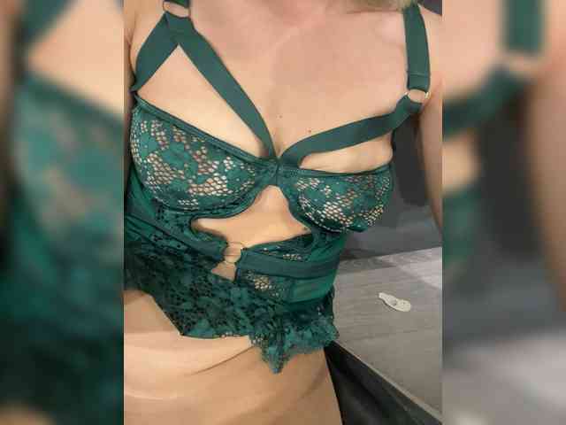 Angelanddevil777 webcam