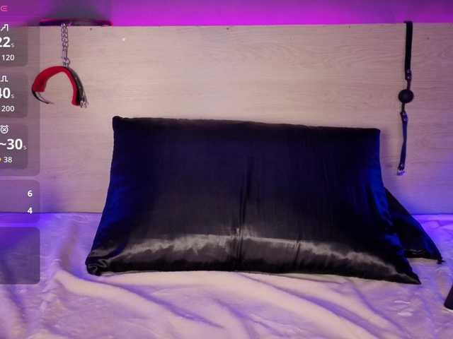 Kallen-kozuky live cam on BongaCams