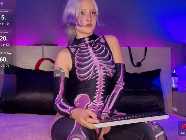 Kallen-kozuky live cam on BongaCams