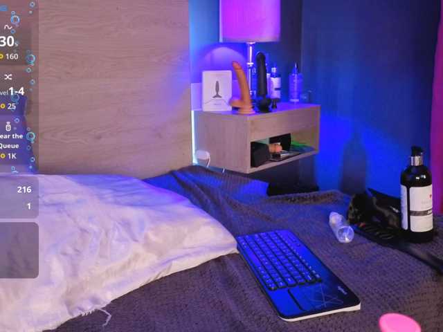Kallen-kozuky live cam on BongaCams
