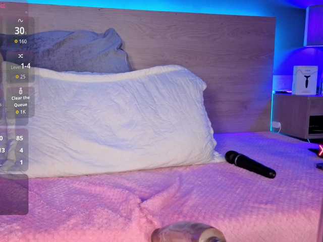 Kallen-kozuky live cam on BongaCams