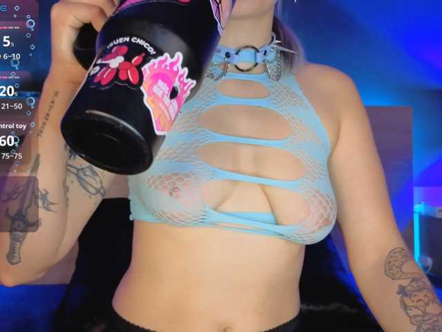 Kallen-kozuky live cam on BongaCams