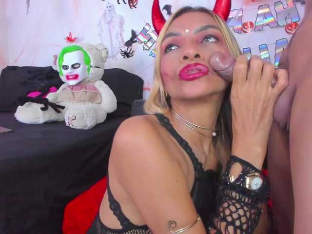 Angeline_yampoll live cam