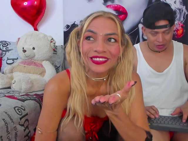 Angelinefocus live cam on BongaCams