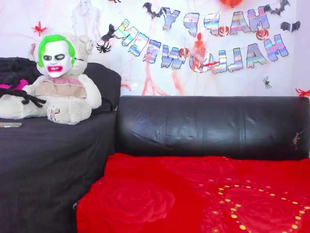 Angelinefocus in webcam