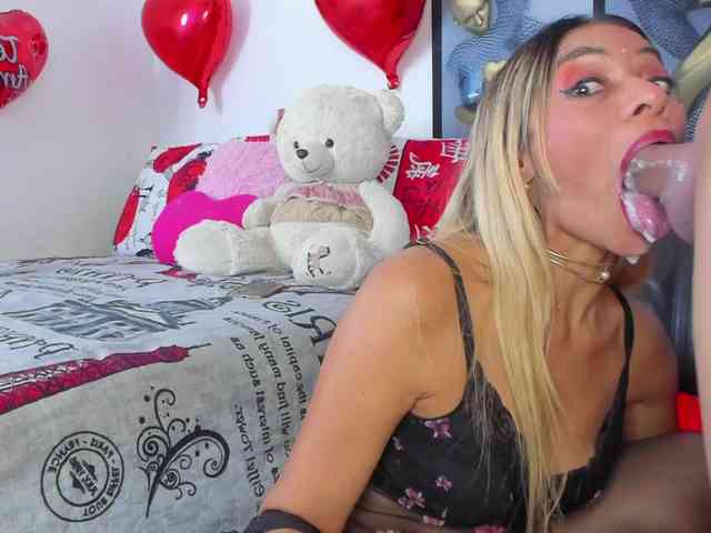 Angeline_yampoll webcam