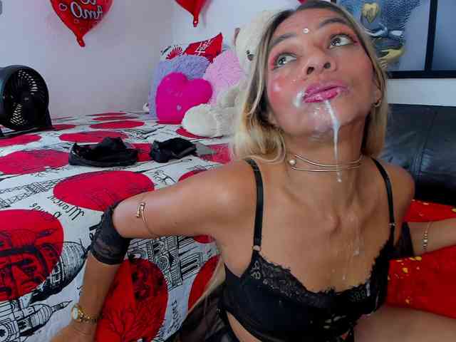 Angeline_yampoll webcam